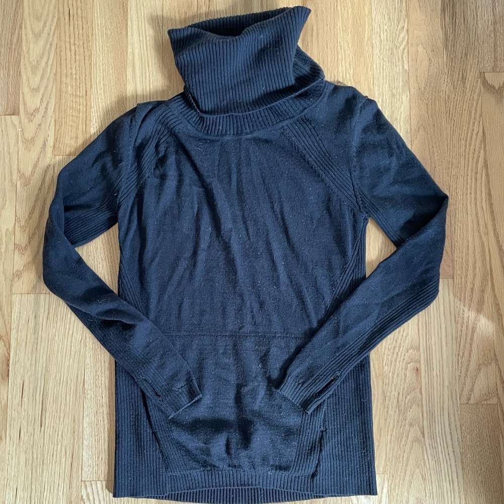Black Lululemon Turtleneck